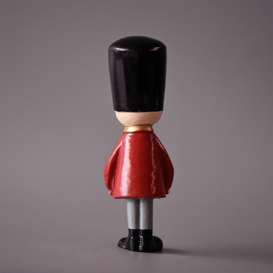Кукла-солдатик «Щелкунчик», де – обзор и цена Nutcracker Figurine